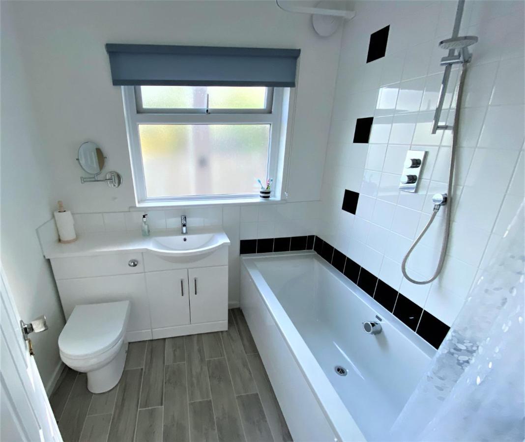 Appartamento Luxury Suntrap In Private Complex St Leonards Hastings Esterno foto